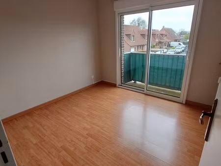 appartement vendeville 1 étage cave garage