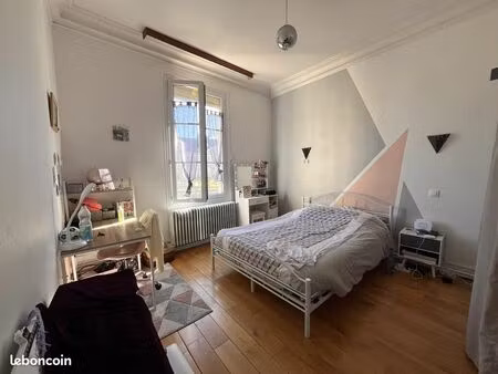 maison de ville 122 m² + cour intérieure+ potentiel++