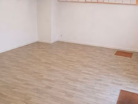 local commercial 121 m² jarny