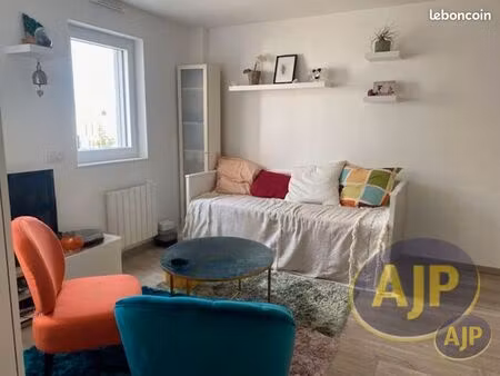 studio 1 pièce 23 m²