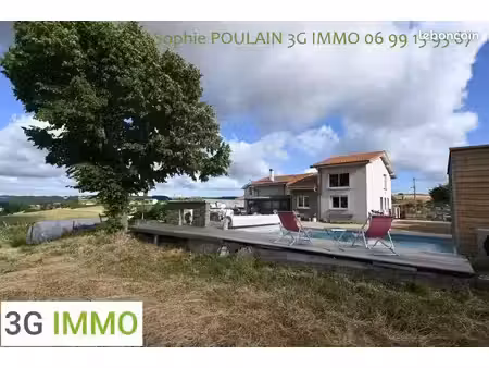 maison familiale | vue exceptionnelle et piscine chauffée | sorbiers