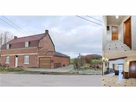 villa à louer avec garage et 4 chambres   velaines (vbe07319)