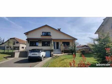 vends belle propriété à tressange