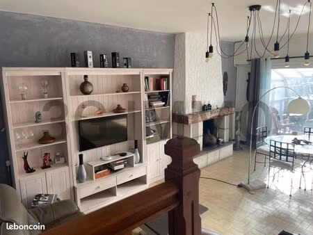 vente | maison | 5p | 3ch | 125.00 m² | saint-denis-de-pile | terrasse