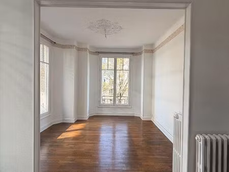 duplex 5 pièces 131 m²
