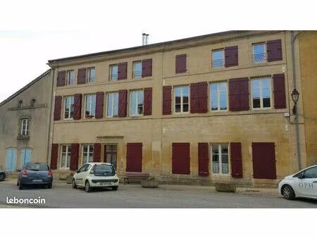 appartement 2 pièces 67 m²