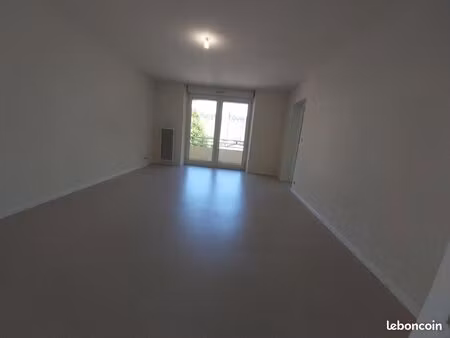 appartement 3 pièces 86 m²