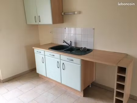 appartement à louer n centre-ville de sées