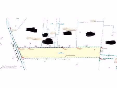 terrain constructible 1035m²