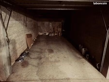 garage 20 m² chatel guyon