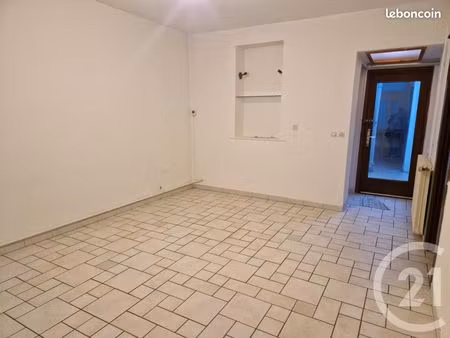 maison 6 pièces 83 m²