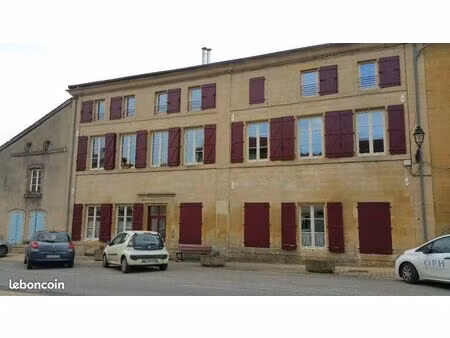 appartement 3 pièces 81 m²