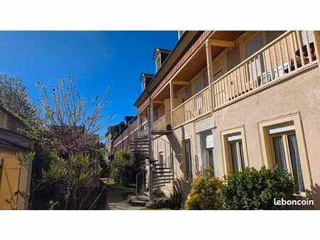 rare appartement t3 en triplex avec terrasse 54m²