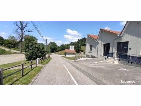 bureaux 504 m² bourgoin jallieu