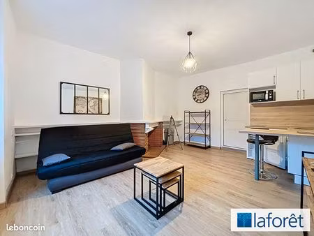 studio 1 pièce 26 m²