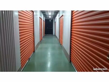 local de stockage garde meuble