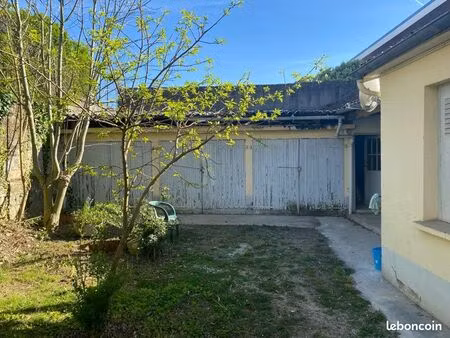 local aménageable avec jardin privatif