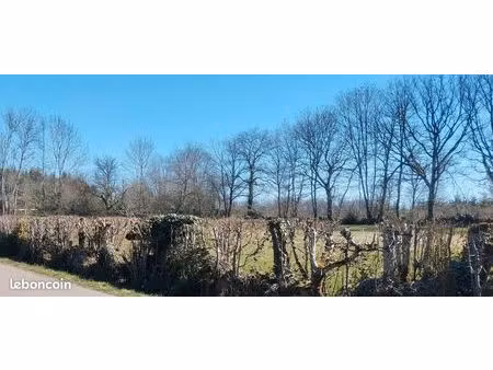 terrain constructible (3000 m²) – lac de saint-agnan à 2 5 km – morvan