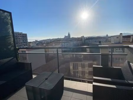 t3 65m2 - dernier étage - garage + place de p