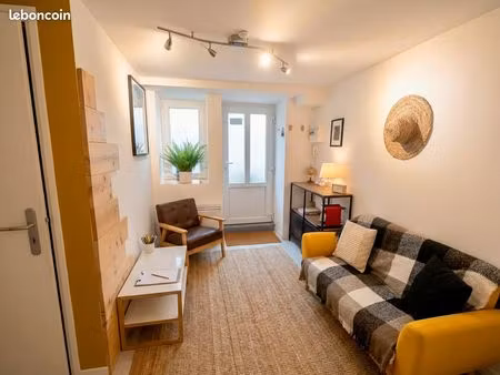 bureau/cabinet orangerie (rue sleidan) – 9 m² avec wc privatif