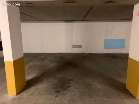 a louer parking place du cygne 121