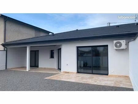 a louer à roanne  maison neuve 116 m2 habitables  plein pied 3 chambres