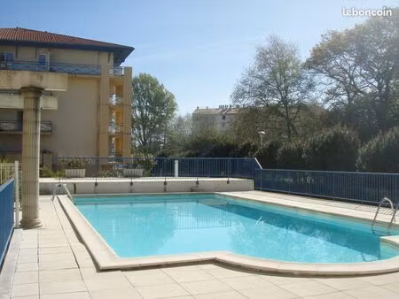 t2 résidence avec piscine