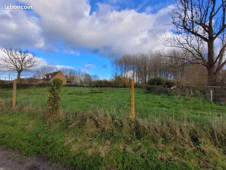 a vendre terrain à bâtir à roquetoire