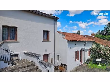 ensemble immobilier | 1800 m² de terrain | proche aigueperse