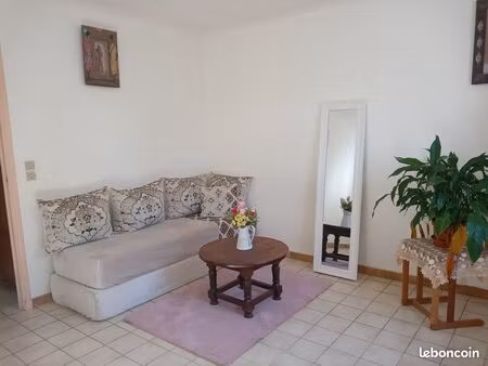 maison plain-pied 94 m² 3 chambres avec jardin  garage et dépendance – mozac