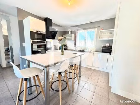 maison 4 pièces 85 m²