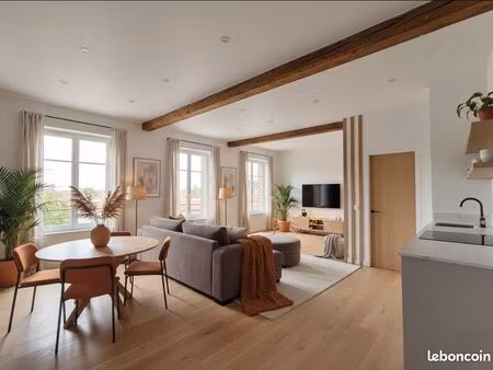 t2 réhabilité à neuf centre ville