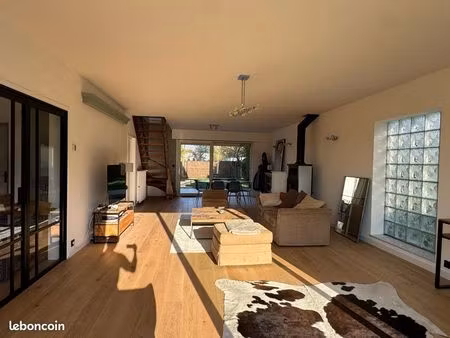 villa individuelle de 170 m2 - semi plain pied