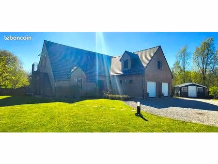 st-amand les eaux  dans un secteur prisé et calme  cette magnifique pavillon d'architecte 