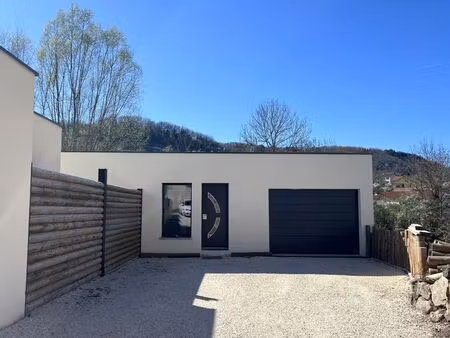 maison 4 pièces 103 m²