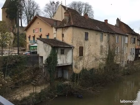 maison de ville à rénover entièrement
