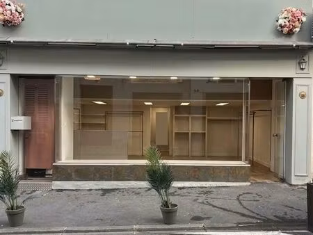 local commercial 40m² + mezzanine — vitrine 7m — rue alexander taylor pau