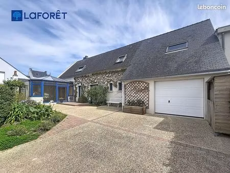 maison 8 pièces 153 m²