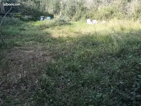 terrain agricole sur colline proche brouilla