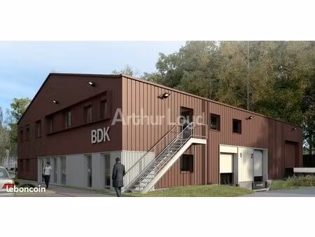 local bureaux 970 m²