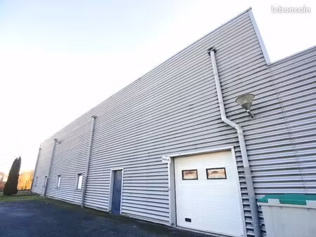 local 800 m² caudry