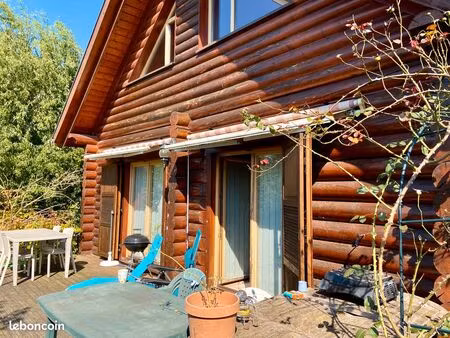 très beau chalet à la campagne