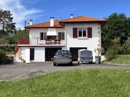 vente | maison | 7p | 5ch | 172 m² | jatxou | expo sud | terrasse · piscine