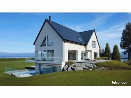 maison 6 pièces 251 m²