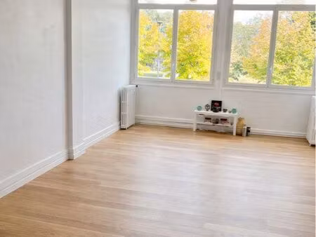 local lumineux 36 m² – bayonne centre (idéal thérapeutes)