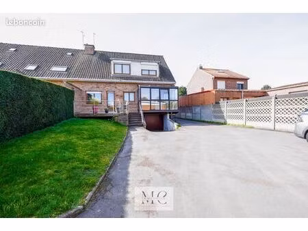 maison 6 pièces 150 m²