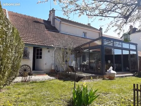 vente maison village à st just