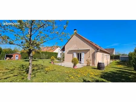 maison 8 pièces 160 m²