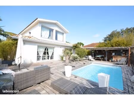 maison 6 pièces 144 m²