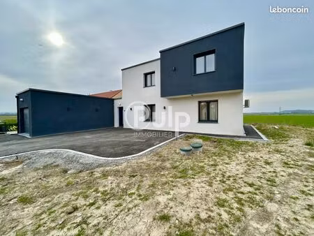 maison 6 pièces 194 m²